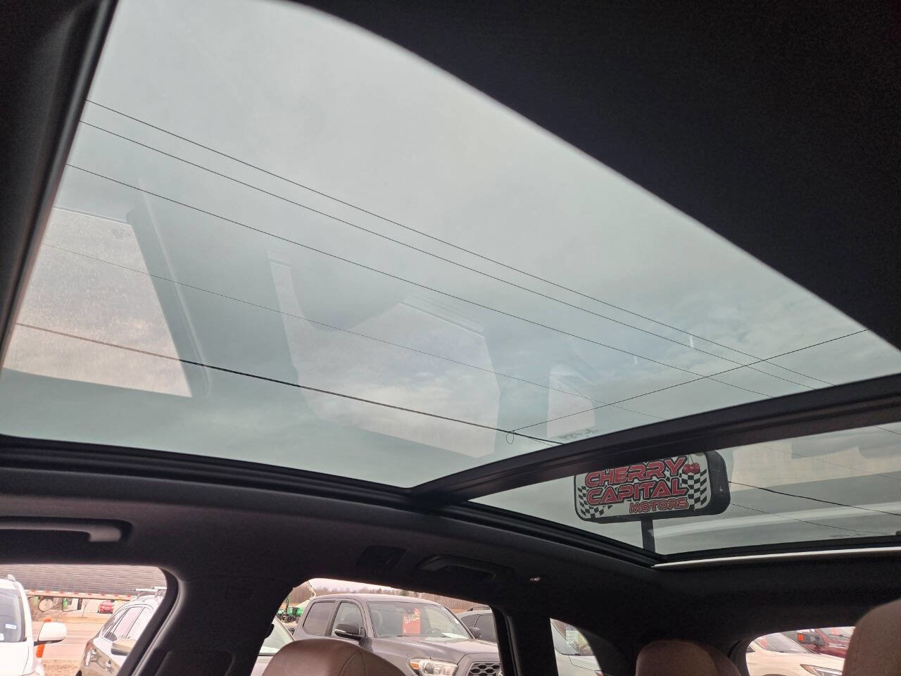 Used 2018 Audi Q5 2.0T Premium Plus w/ Premium Plus Package AWD/4WD image 25