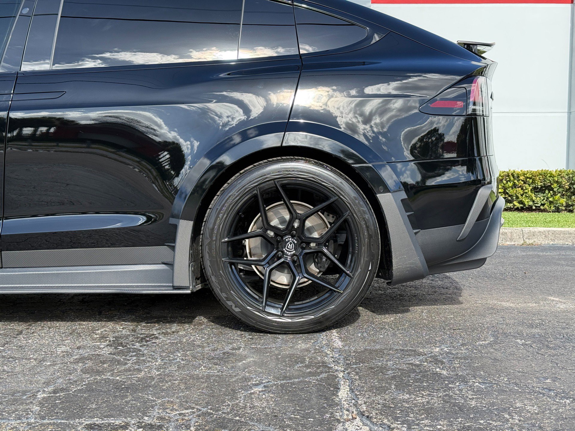 Used 2022 Tesla Model X Plaid AWD/4WD image 12