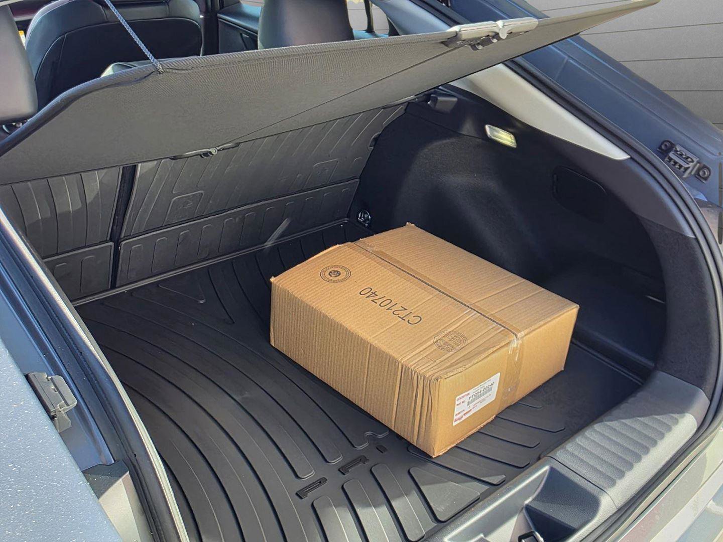 New 2026 Toyota Prius Plug-In Hybrid image 30