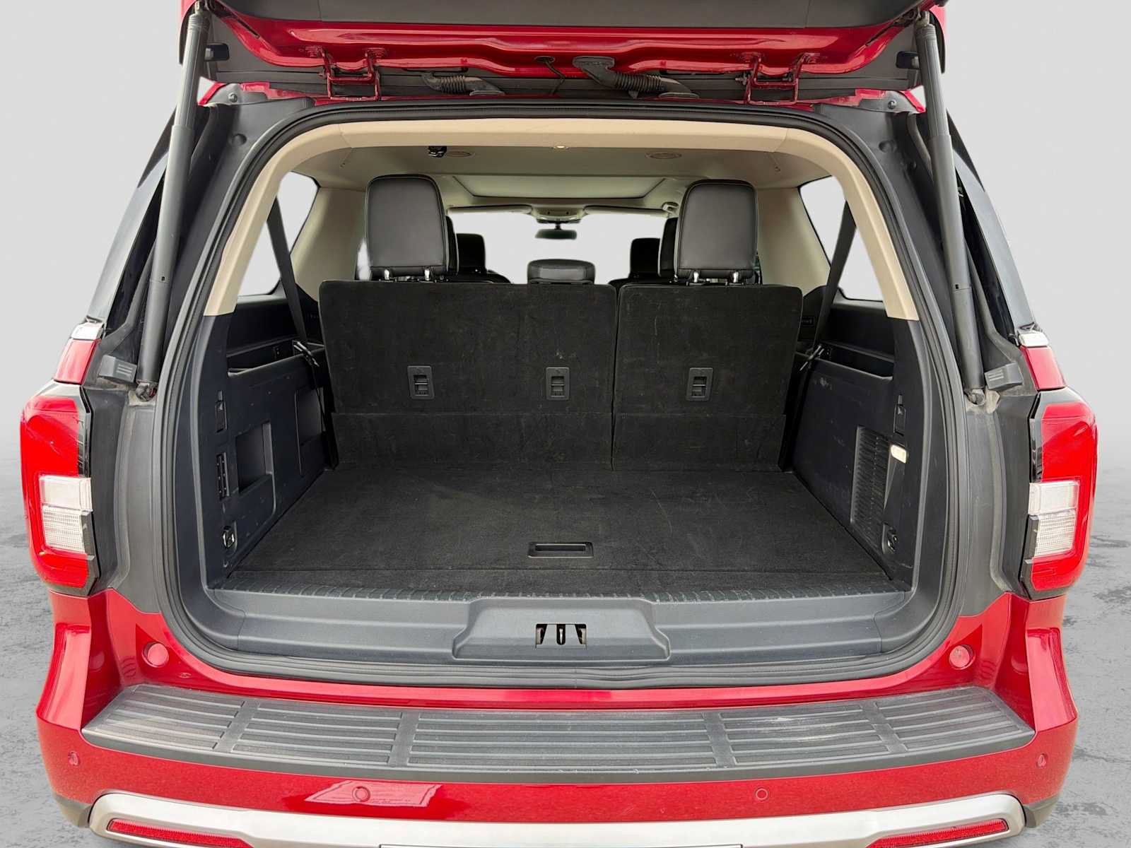 Used 2022 Ford Expedition Max XLT AWD/4WD image 35