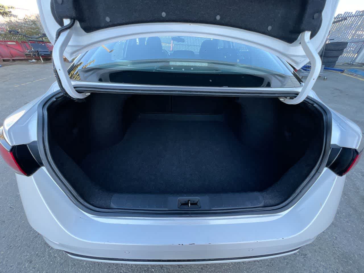 Used 2022 Nissan Sentra SV w/ All-Weather Package FWD image 24