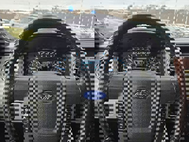 Used 2012 Ford F150 Lariat w/ Lariat Chrome Pkg image 32