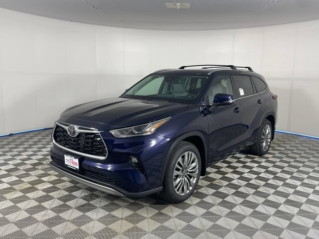 New 2026 Toyota Highlander Platinum AWD/4WD image 1