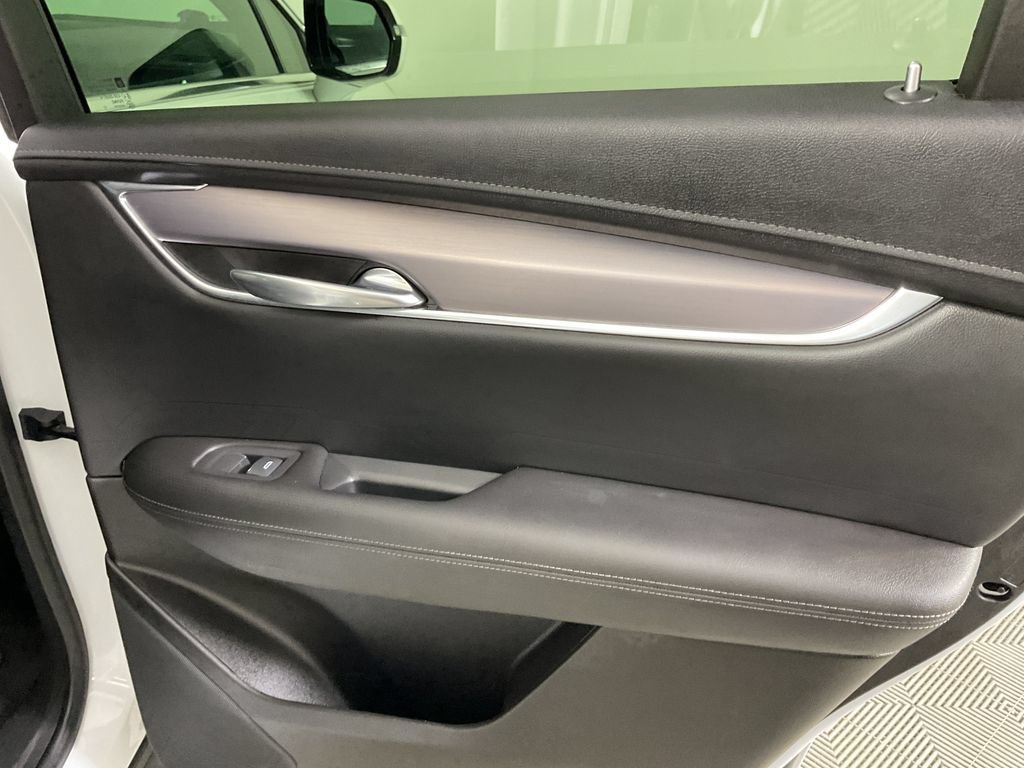 Used 2022 Cadillac XT5 Luxury AWD/4WD image 21