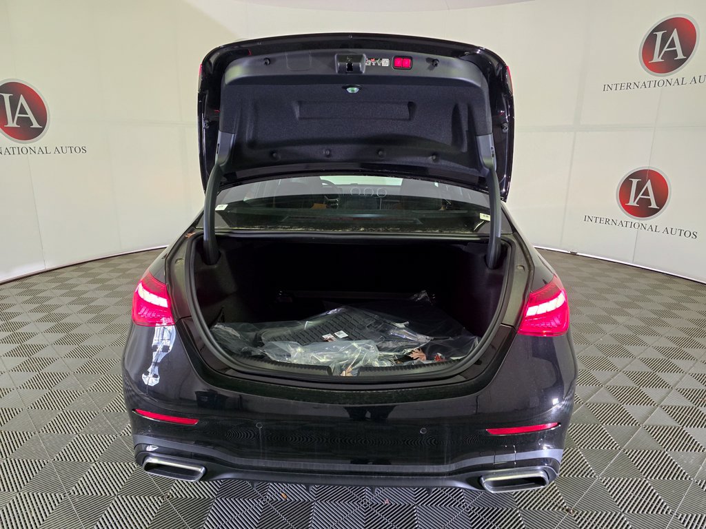 Used 2026 Mercedes-Benz C 300 4MATIC Sedan image 9