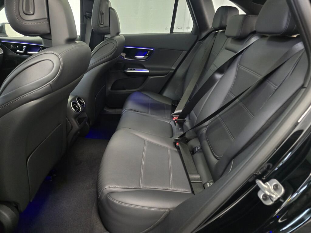 New 2026 Mercedes-Benz GLC 300 4MATIC image 18