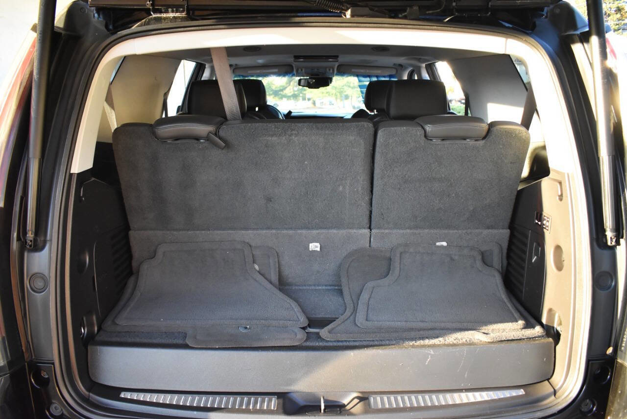 Used 2015 Cadillac Escalade Premium image 47