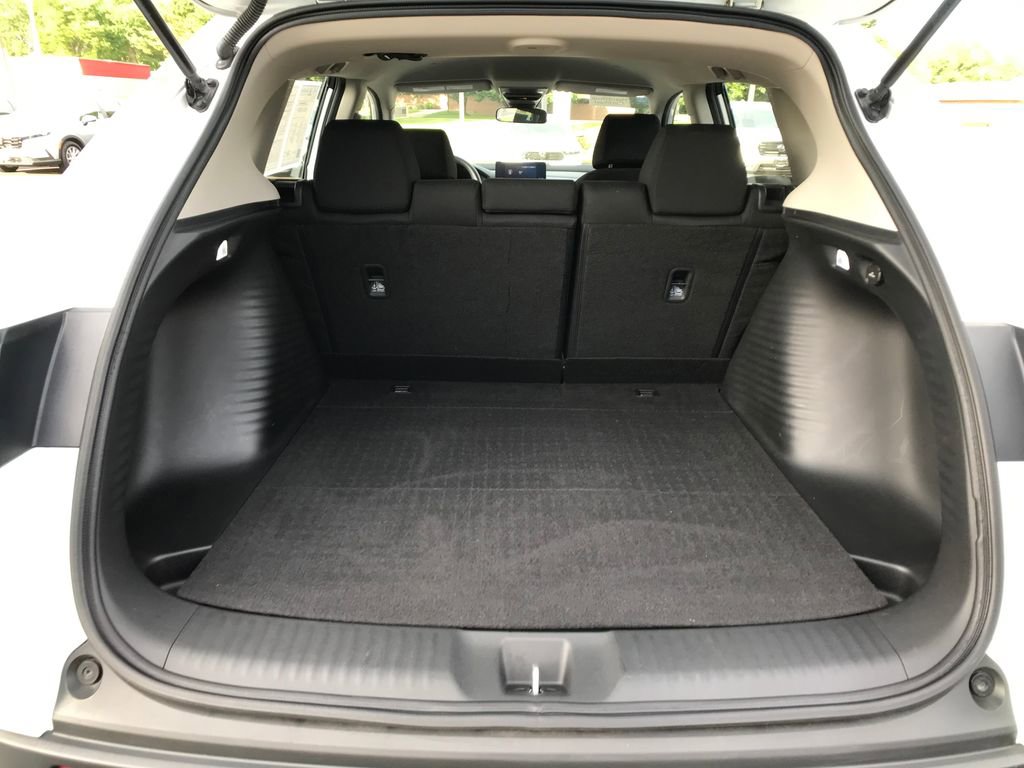 Certified 2023 Honda HR-V LX image 8