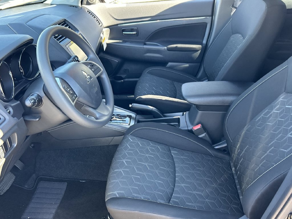 New 2027 Mitsubishi Outlander Sport FWD image 13