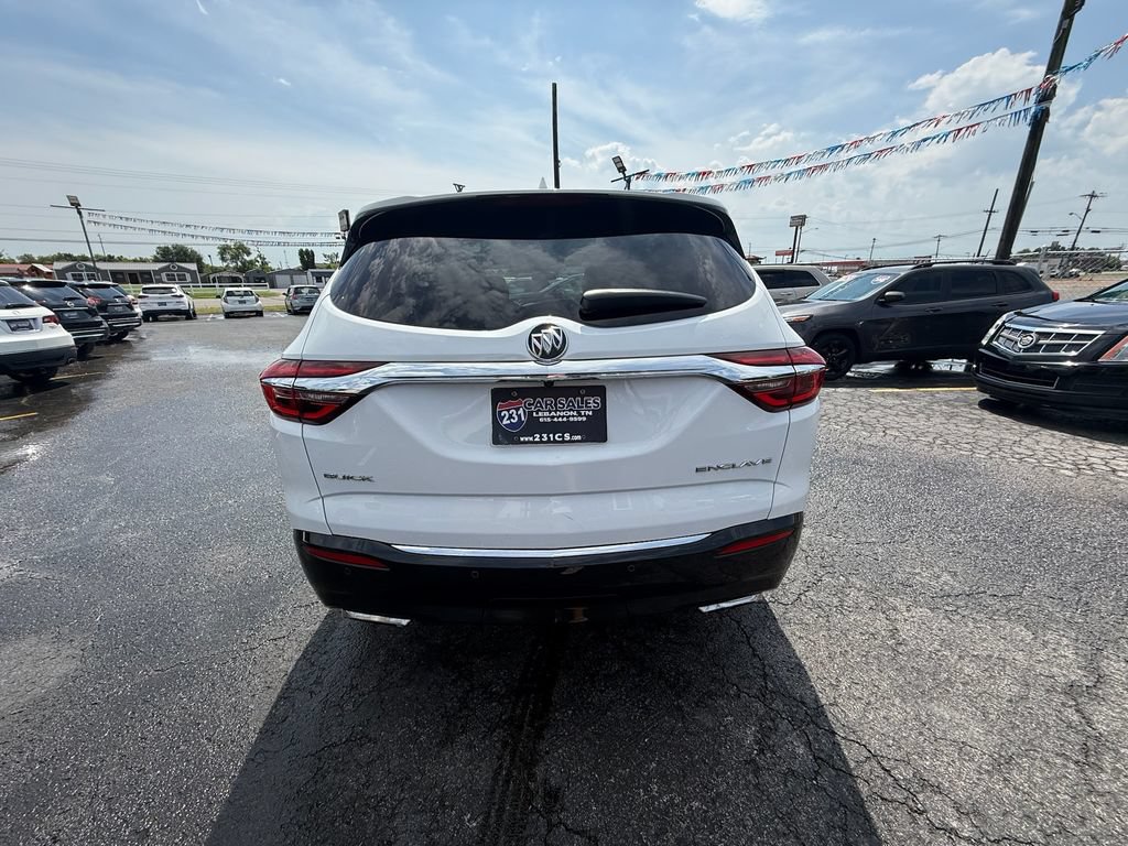 Used 2018 Buick Enclave Essence w/ Trailering Package FWD image 4