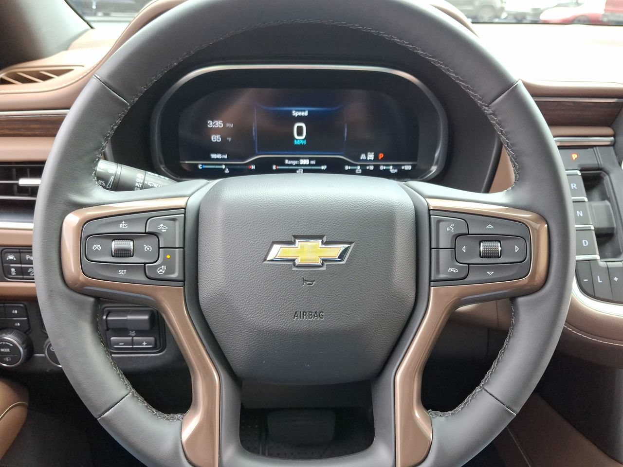 Used 2024 Chevrolet Suburban High Country AWD/4WD image 16