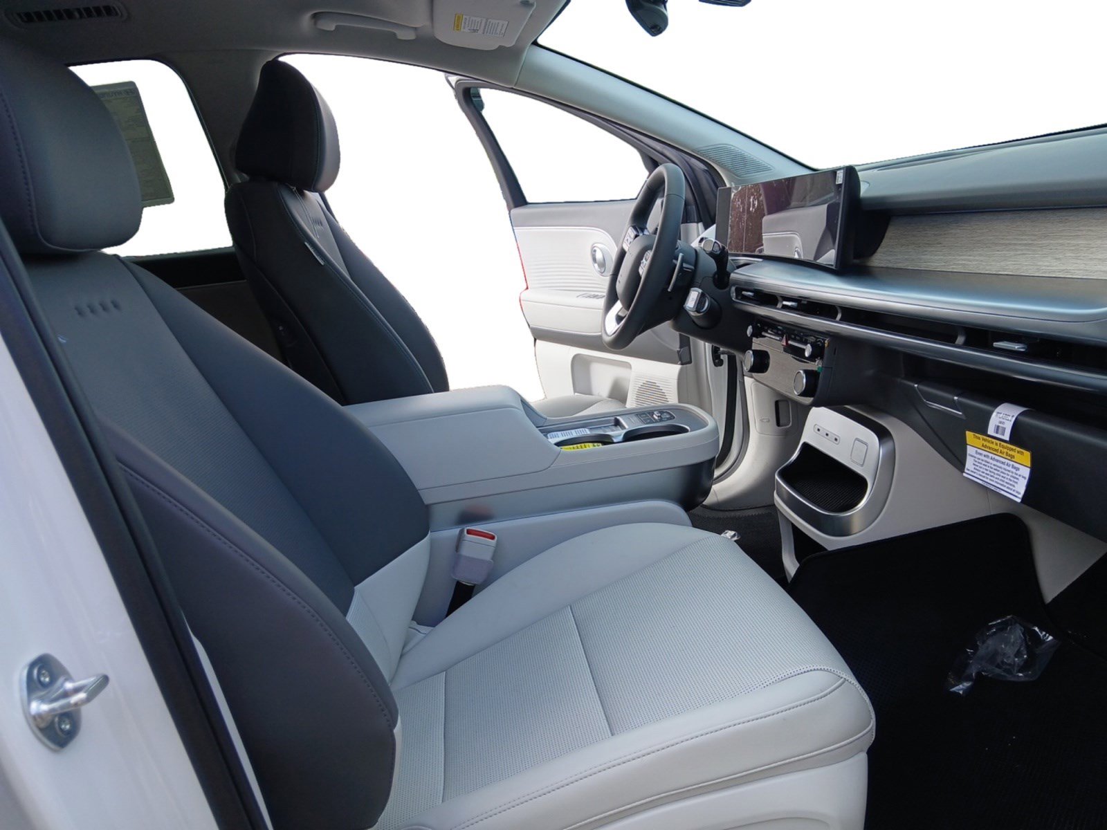 New 2026 Hyundai Ioniq 9 SEL image 15