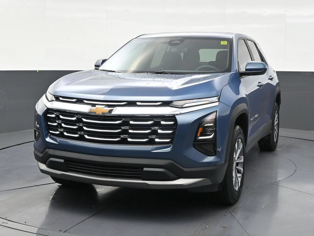 Used 2026 Chevrolet Equinox LT FWD image 8