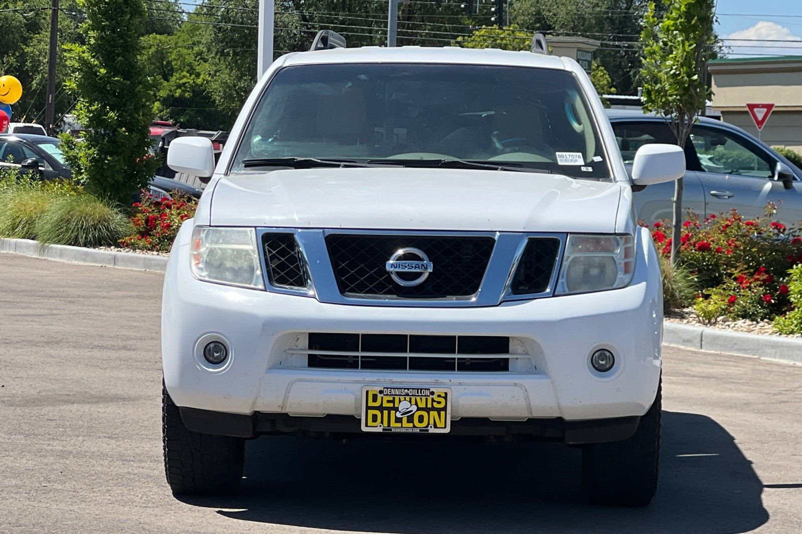 Used 2012 Nissan Pathfinder SV AWD/4WD image 9