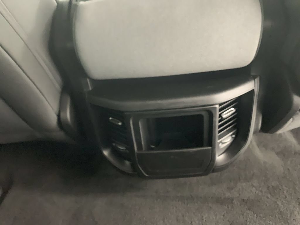 Used 2022 RAM 1500 Big Horn AWD/4WD image 23