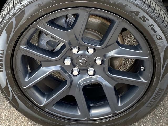 Used 2021 RAM 1500 Laramie AWD/4WD image 28