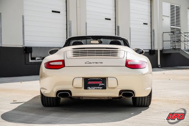 Used 2009 Porsche 911 Carrera RWD image 17