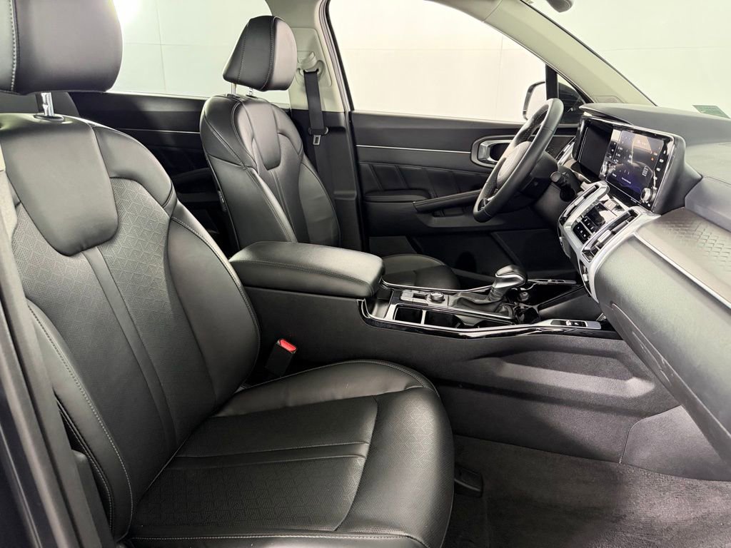 Used 2023 Kia Sorento SX FWD image 34