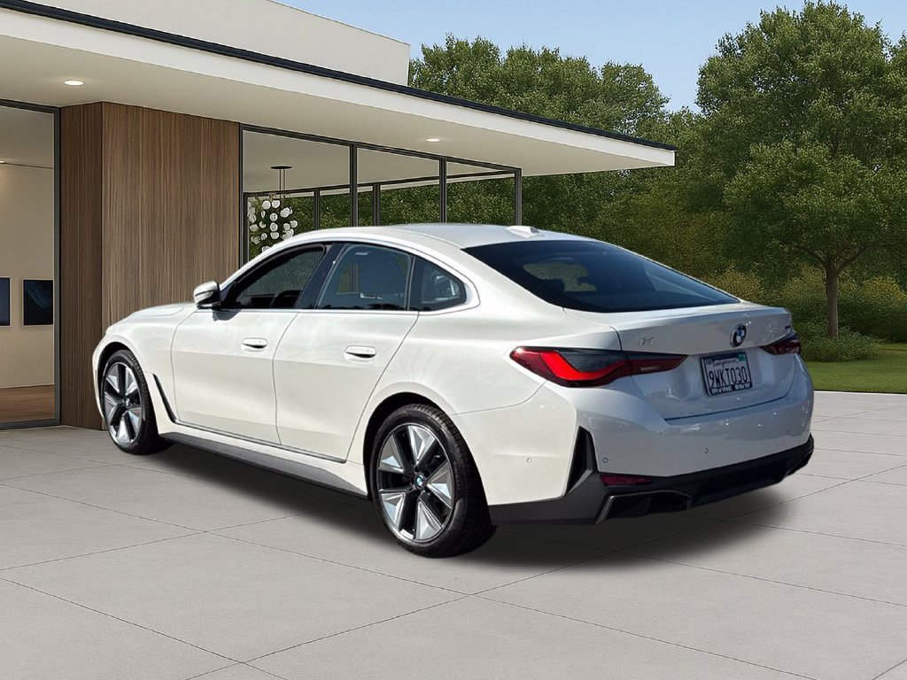 Used 2026 BMW i4 eDrive40 w/ Premium Package RWD image 12