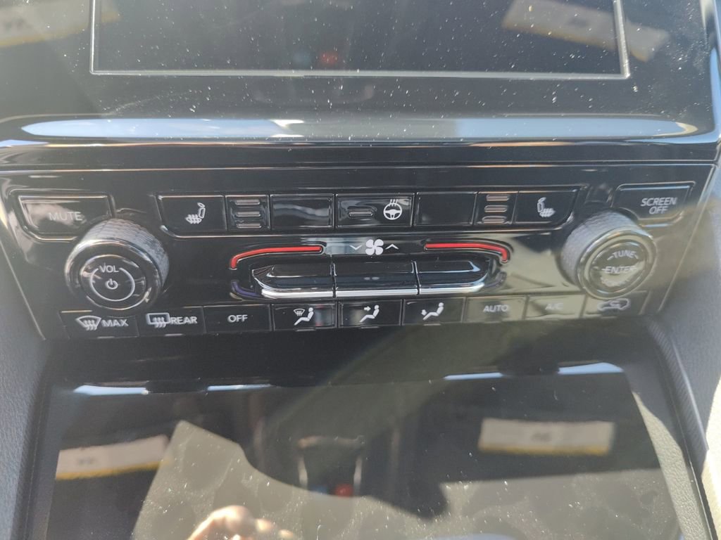 New 2025 Jeep Grand Cherokee 4WD image 22