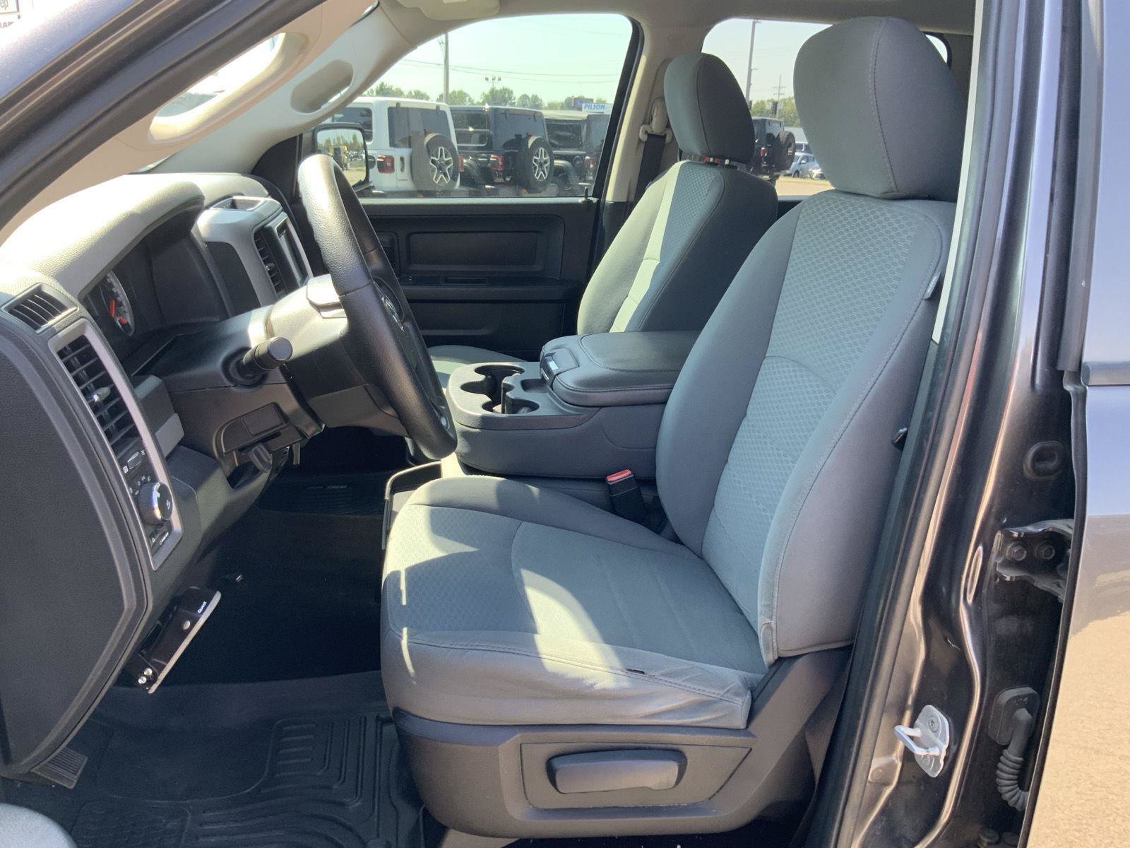 Used 2014 RAM 1500 Express AWD/4WD image 19