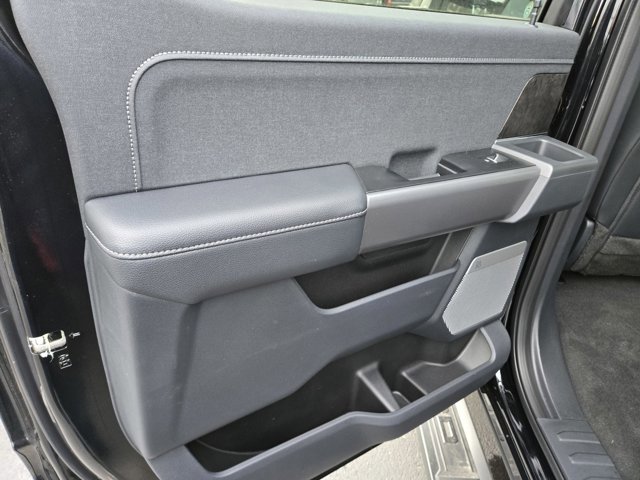 New 2026 Ford F350 Lariat w/ Black Appearance Package image 26