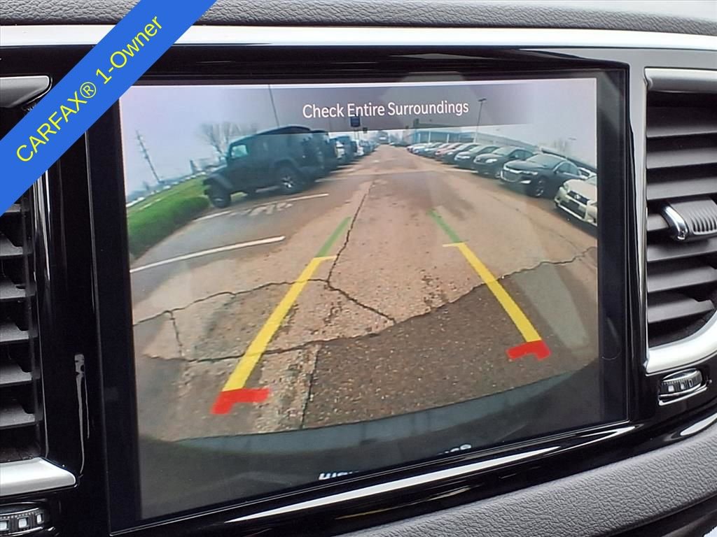 Used 2024 Chrysler Pacifica Touring-L FWD image 23
