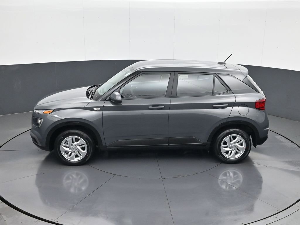 Certified 2026 Hyundai Venue SE image 20