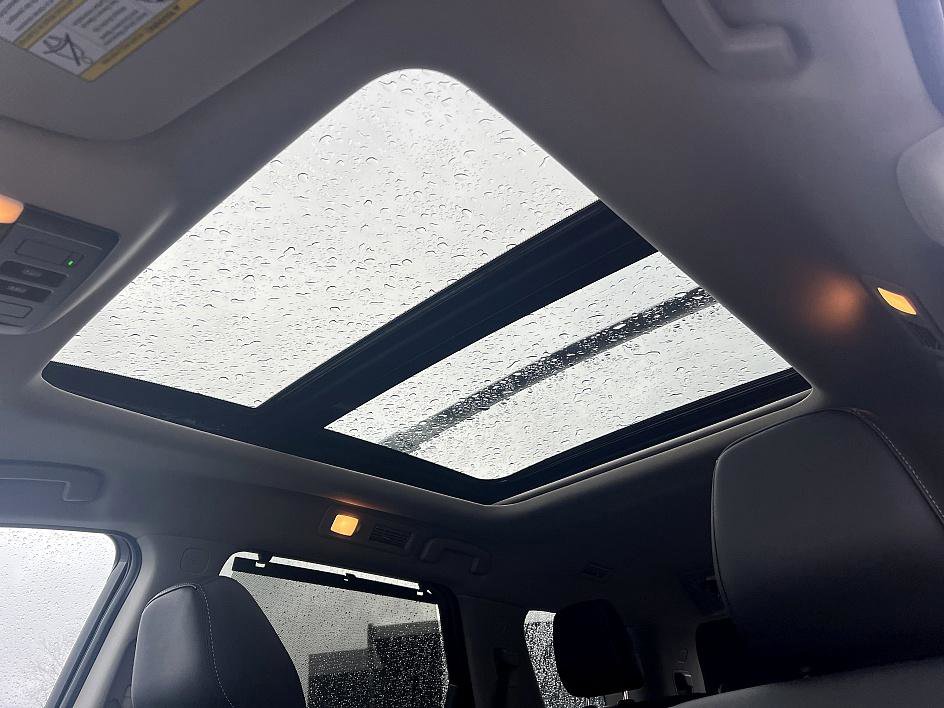 Certified 2024 Nissan Pathfinder Platinum w/ Cargo Package image 19