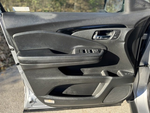 Used 2019 Honda Passport Touring image 8