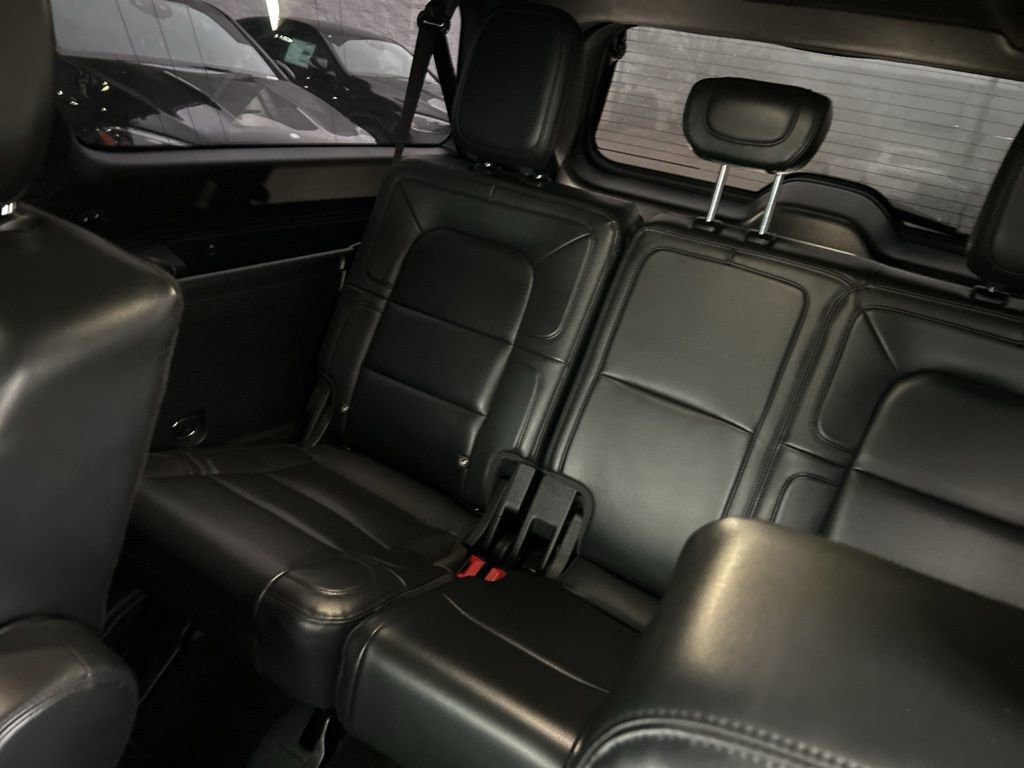 Used 2022 Lincoln Navigator L Reserve image 11
