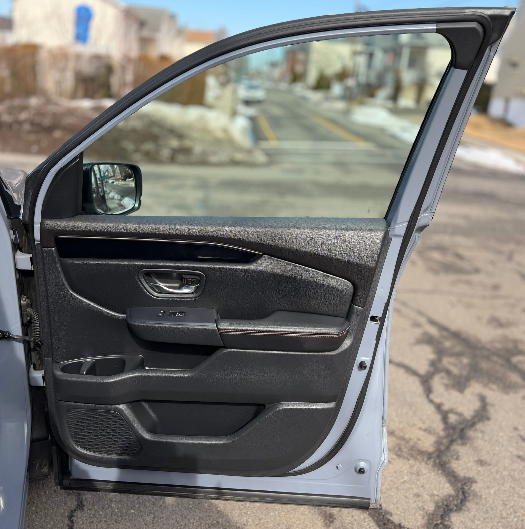 Used 2024 Honda Pilot TrailSport image 31