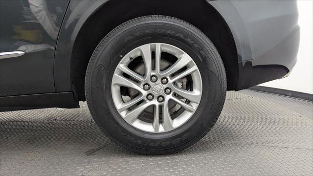 Used 2020 Buick Enclave Essence w/ Sound and Sites Package AWD/4WD image 32