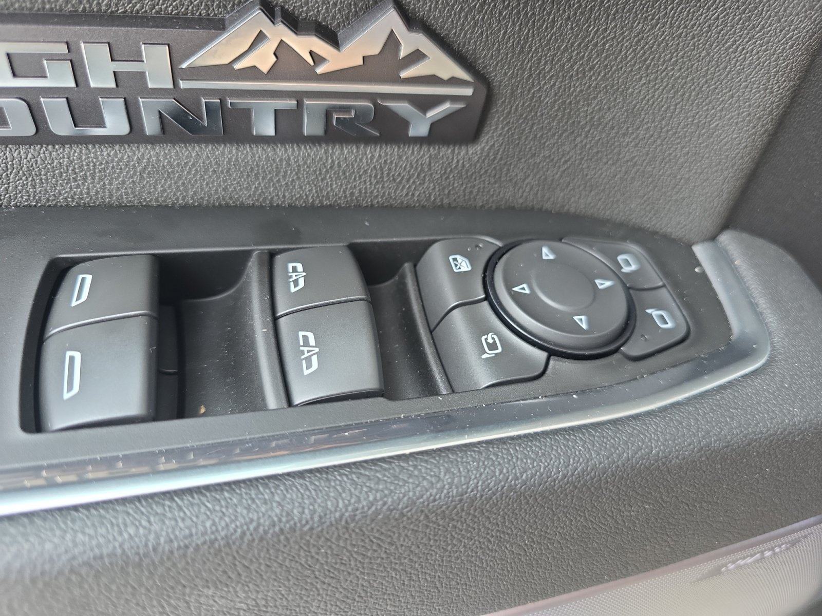 Used 2026 Chevrolet Silverado 1500 High Country w/ High Country Premium Package RWD image 29