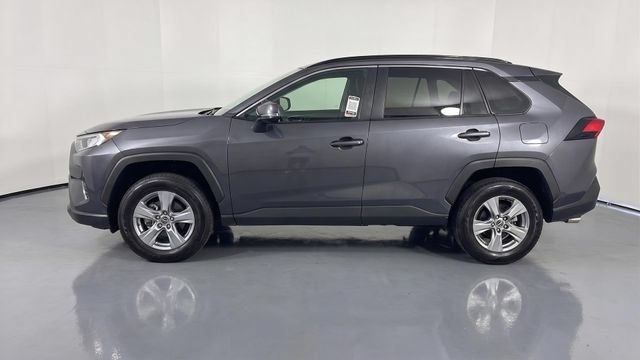 Used 2024 Toyota RAV4 XLE AWD/4WD image 2