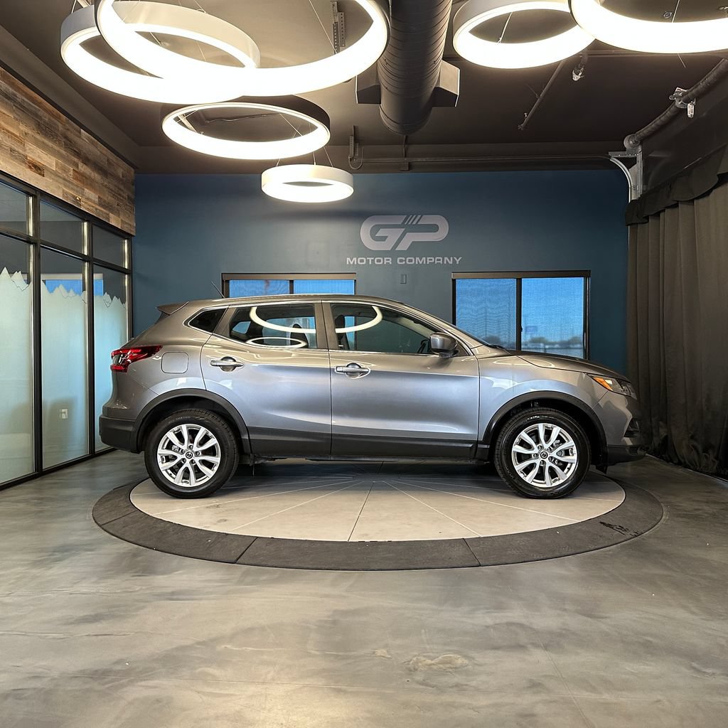 Used 2021 Nissan Rogue Sport S AWD/4WD image 2