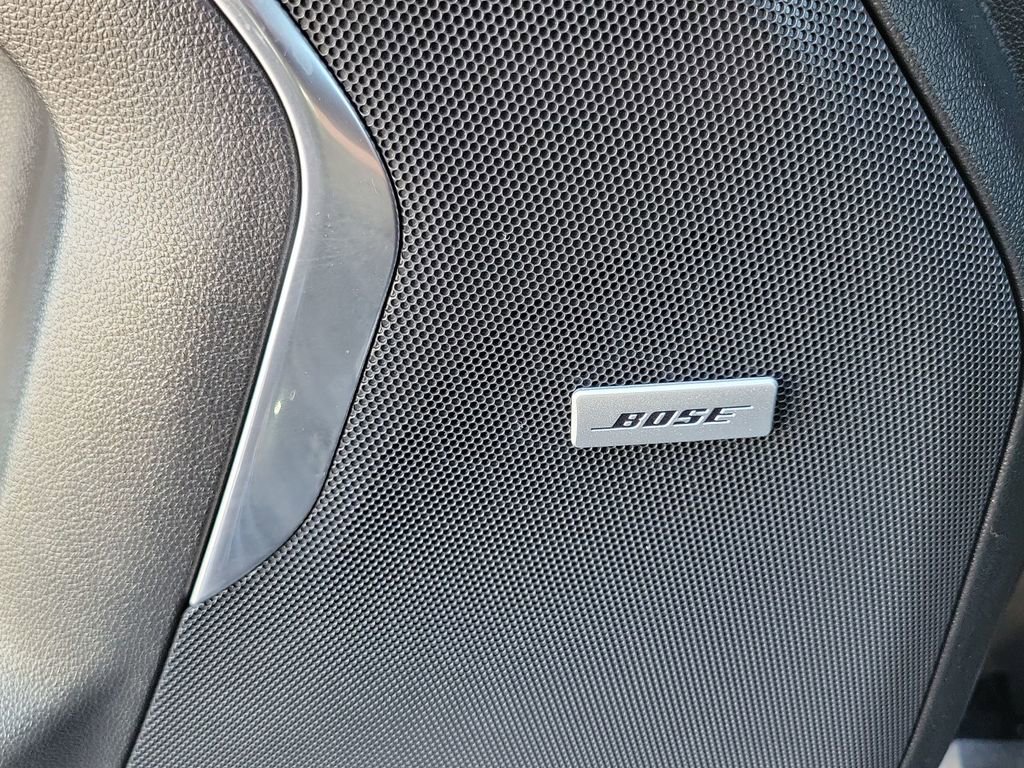 Used 2023 Chevrolet Suburban High Country image 25