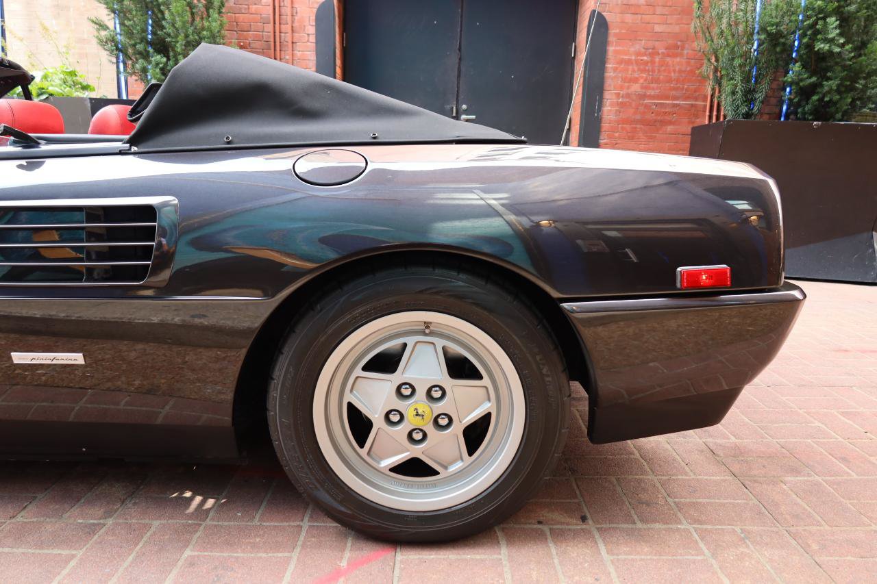 Used 1989 Ferrari Mondial T Cabriolet RWD image 21