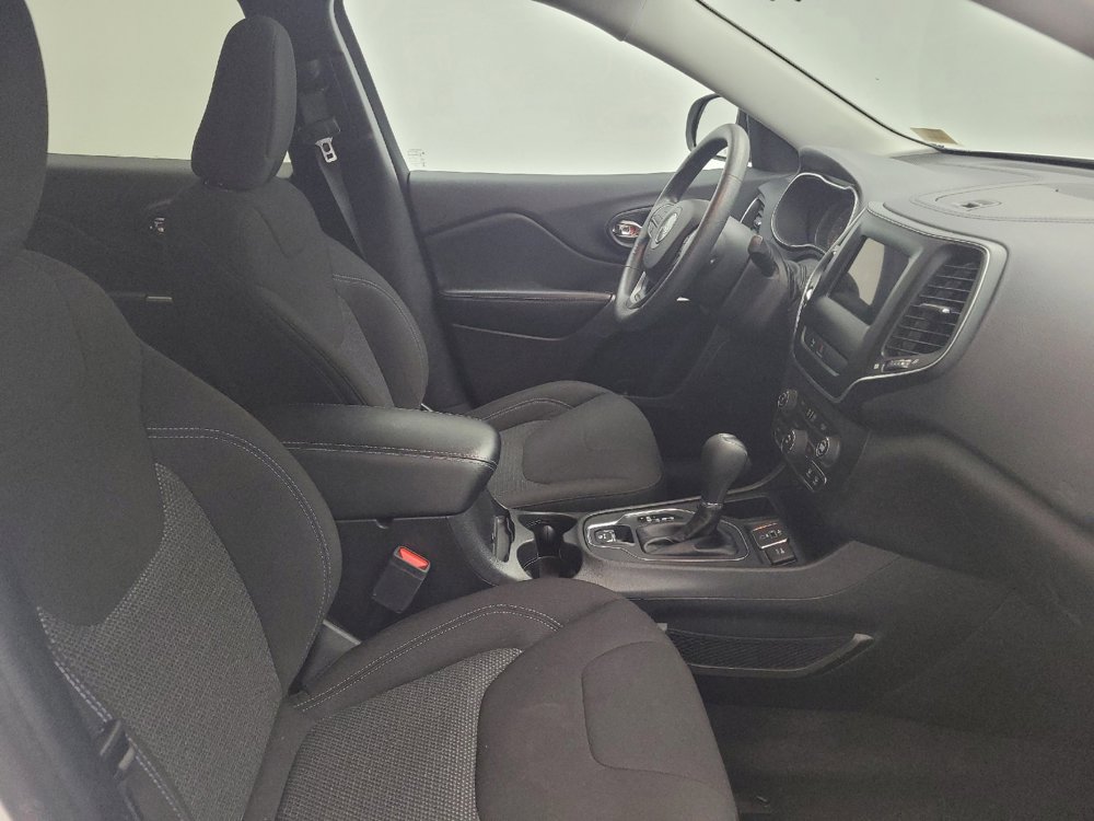 Used 2020 Jeep Cherokee Latitude image 21