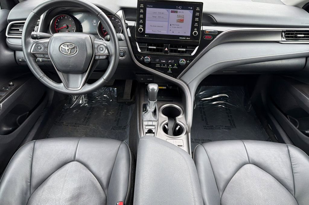 Used 2024 Toyota Camry XSE FWD image 10