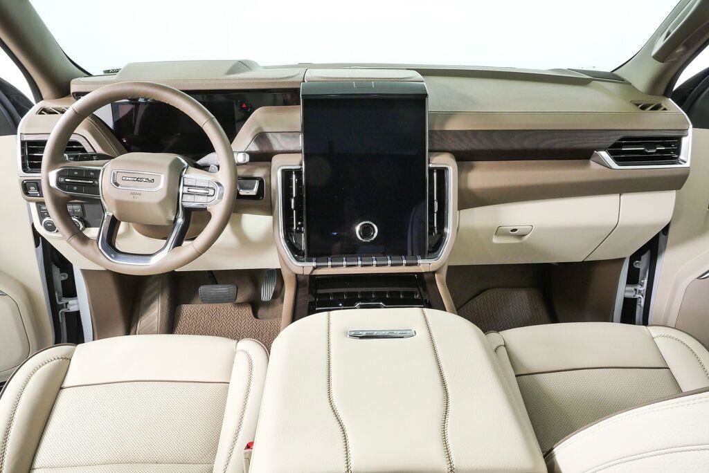 Certified 2026 GMC Yukon Denali w/ Sun & Power Step Package AWD/4WD image 18