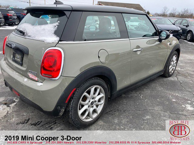 Used 2019 MINI Cooper 2-Door Hardtop w/ Storage Package image 6