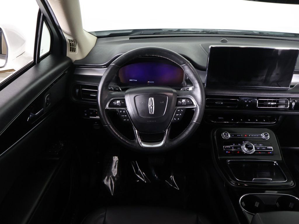 Used 2022 Lincoln Nautilus AWD image 33