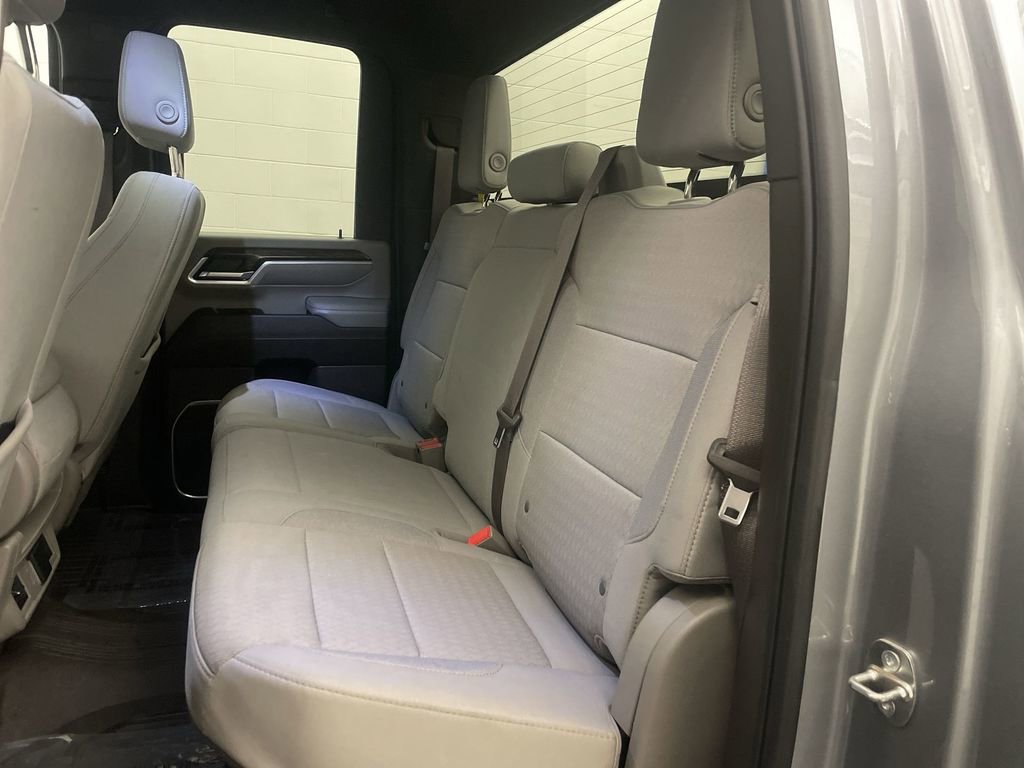 Used 2024 GMC Sierra 2500 SLE AWD/4WD image 18
