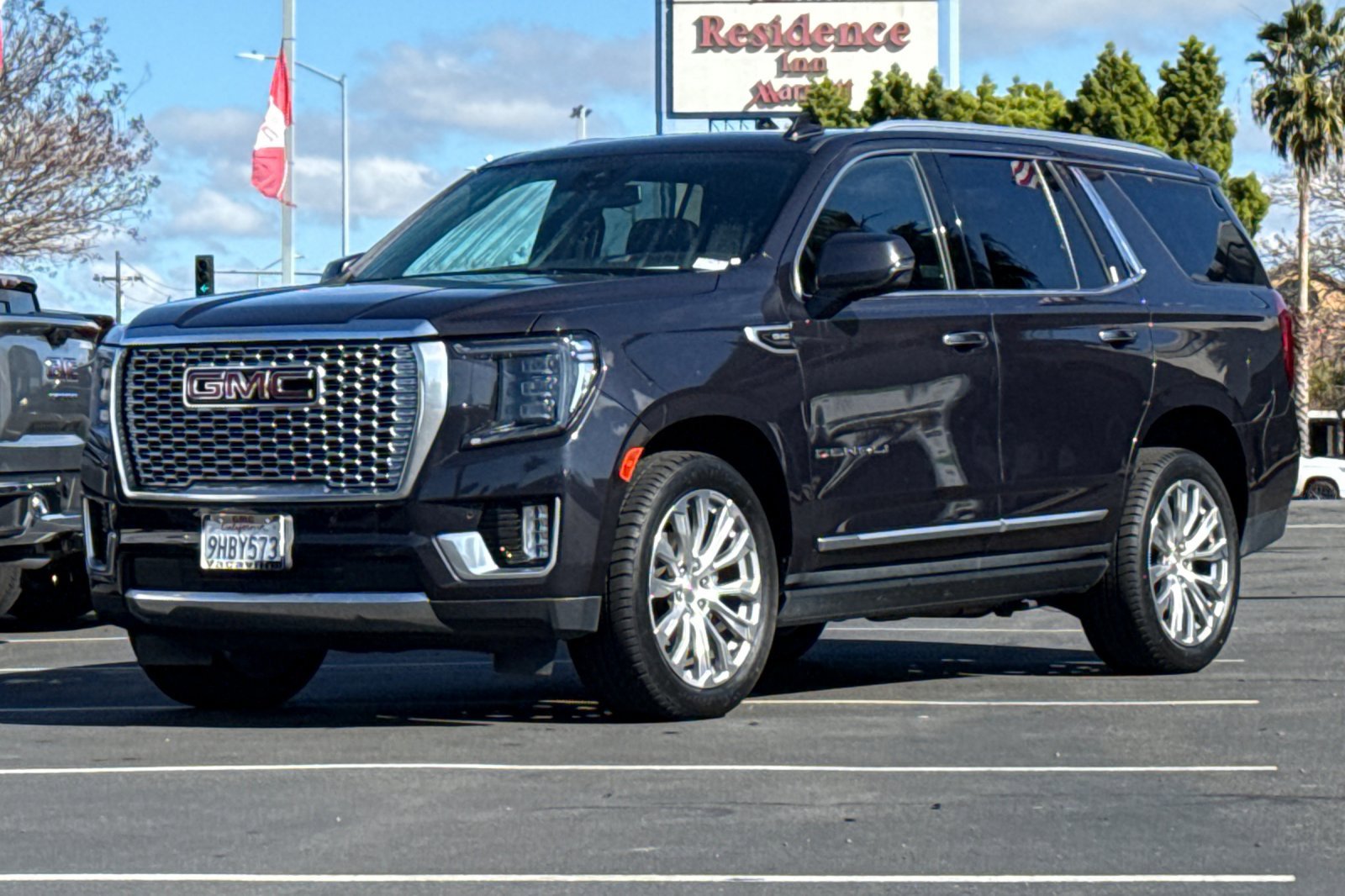 Used 2023 GMC Yukon Denali image 9