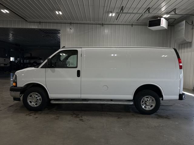 Used 2024 Chevrolet Express 2500 w/ Driver Convenience Package image 9