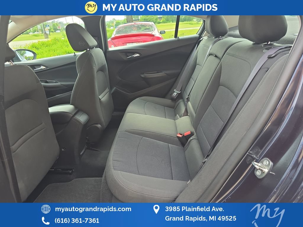 Used 2016 Chevrolet Cruze LT w/ Convenience Package FWD image 26