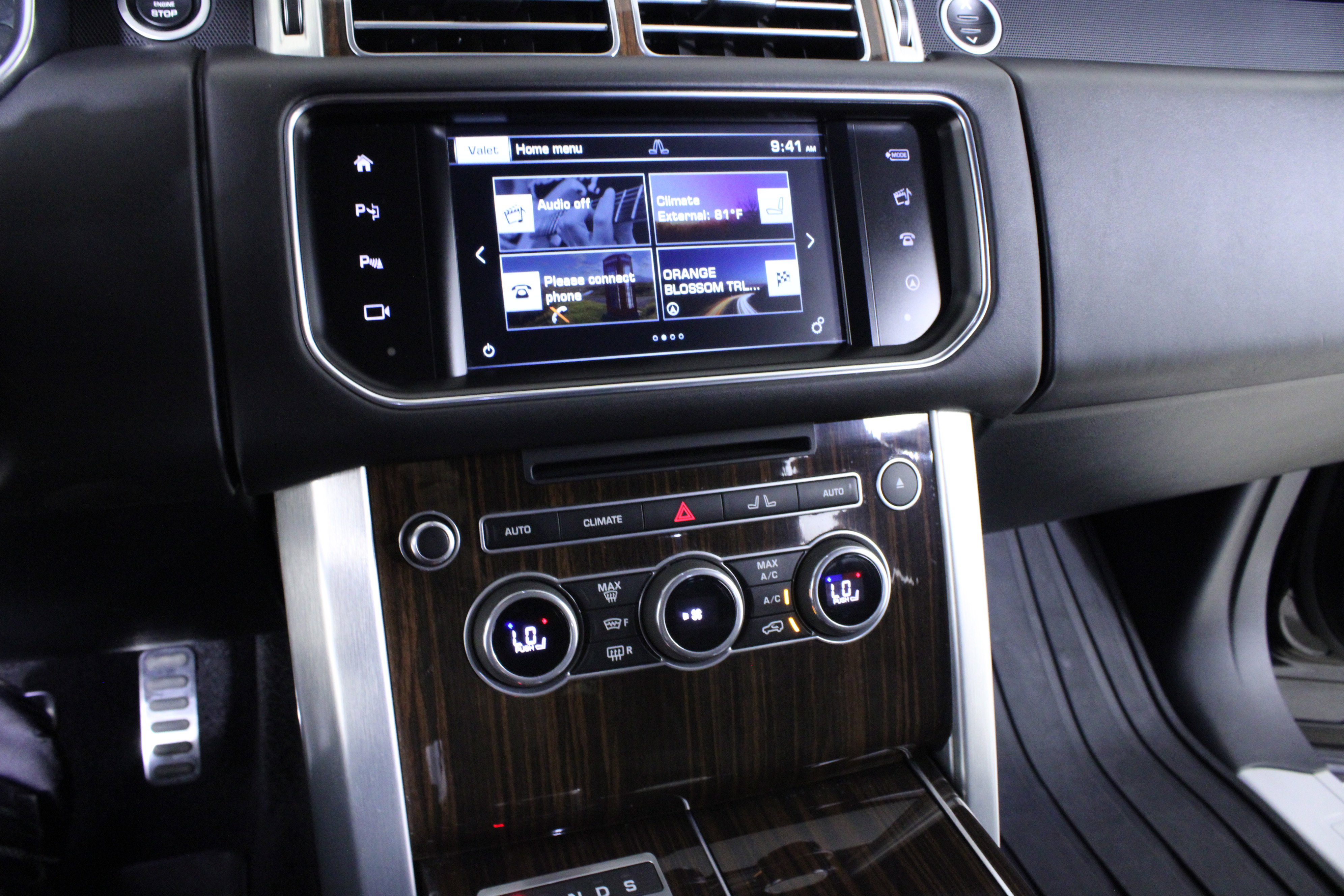 Used 2016 Land Rover Range Rover HSE image 27