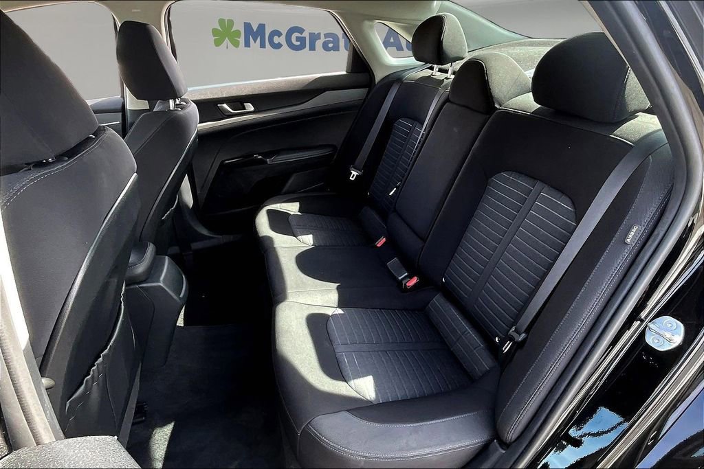 Used 2025 Kia K5 LXS image 19