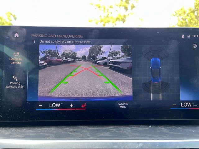 Used 2024 BMW M440i Convertible w/ Premium Package image 8